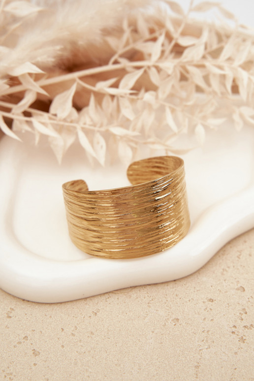 Ein Armband Feminin aus Edelstahl goldene Farbe