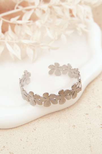 Ein Armband Feminin aus Edelstahl mit Blumen Silberfarbe 2