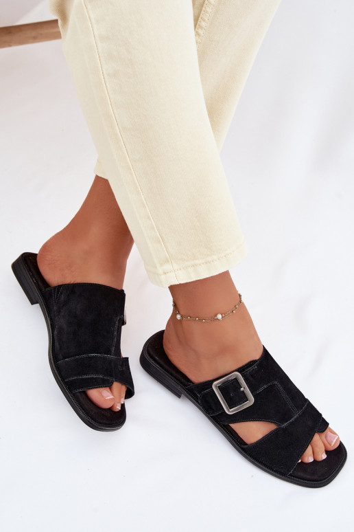 Chaussons femme en daim avec des talons larges avec boucles Big Star TT274477 couleur noire