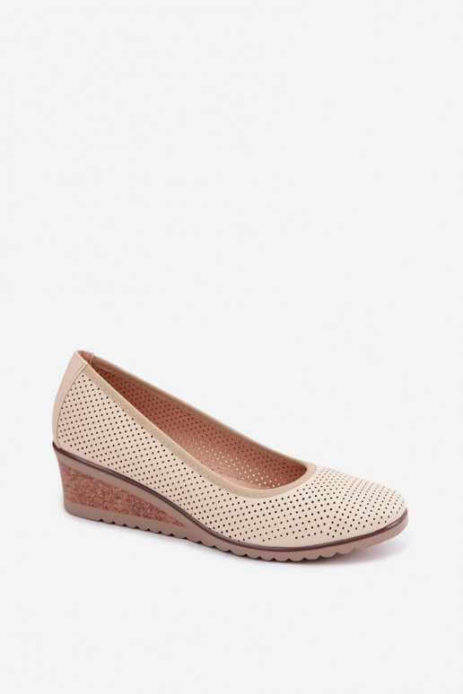 chaussures Féminin avec une plateforme Vinceza 58629 couleur ivoire