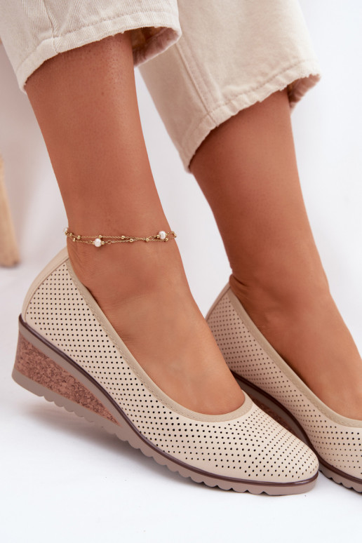 chaussures Féminin avec une plateforme Vinceza 58629 couleur ivoire