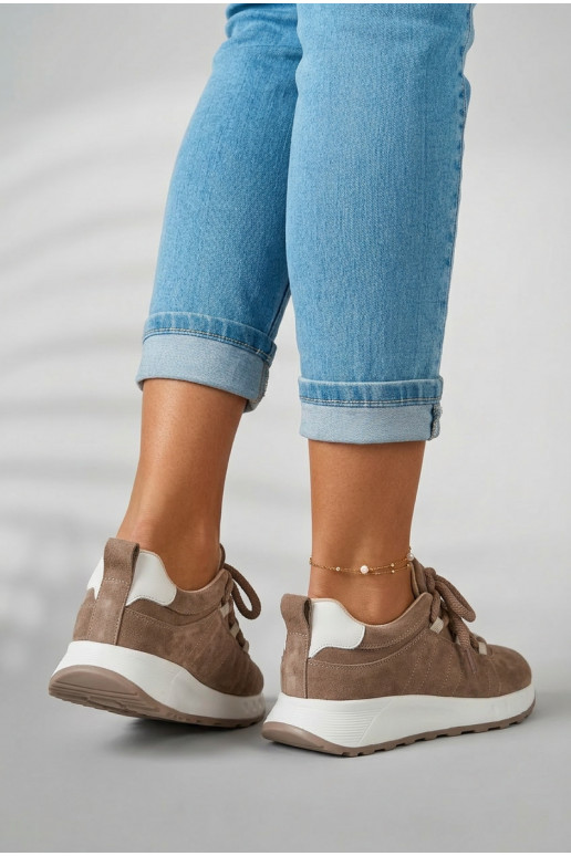 Peau en daim Chaussures modèle baskets Féminin marron Bemela