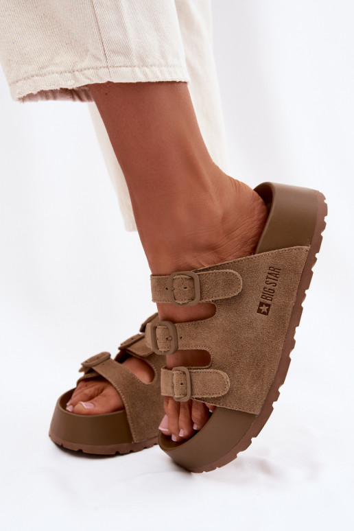 Damenhausschuhe mit einer Plattform mit Streifen Big Star TT274530 braune Farbe