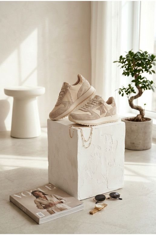 Haut aus INildleder Sneakers Stilvollllschuhe Feminin mit einer Plattform Kobbo 100103 Beige