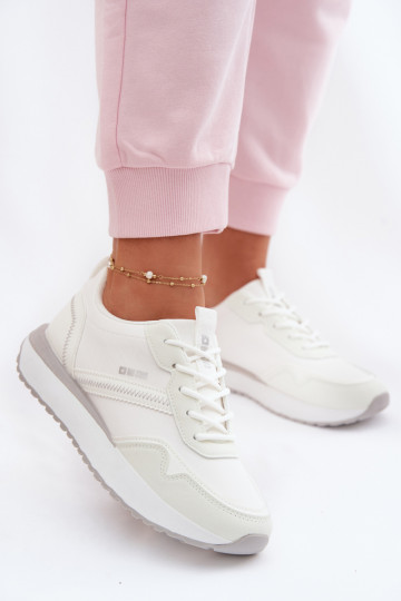 Chaussures modèle baskets Féminin avec une plateforme Big Star TT274279 couleur blanche