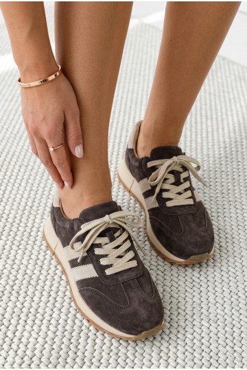Baskets en simili cuir brunes pour femmes 2