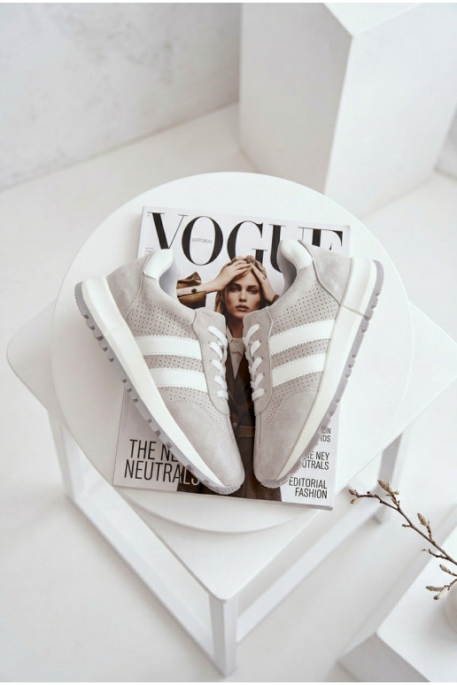 Baskets pour femmes en daim couleur grise