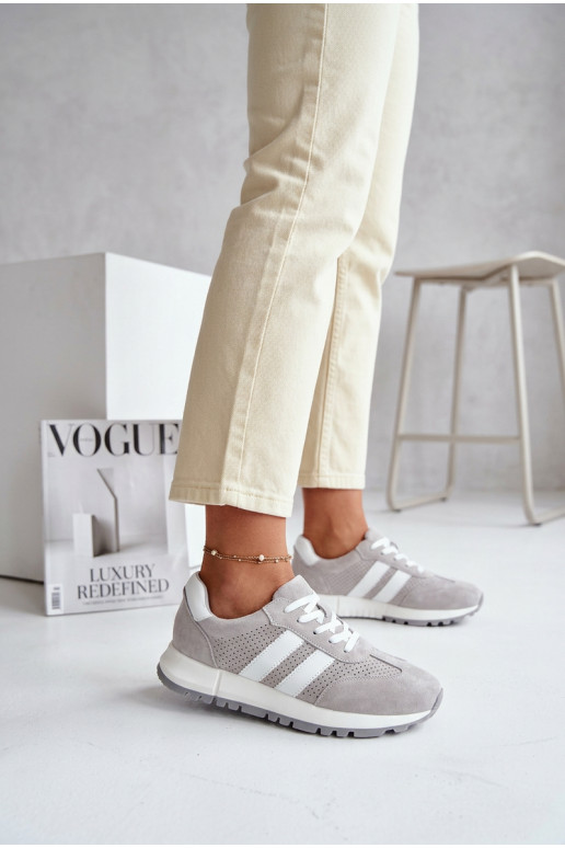 Baskets pour femmes en daim couleur grise