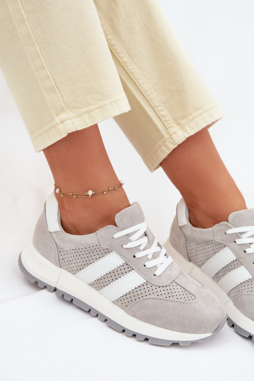 Baskets pour femmes en daim couleur grise