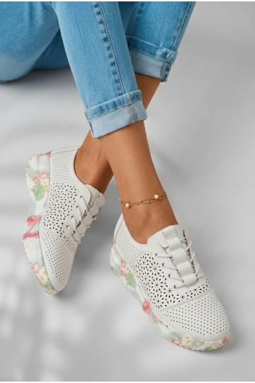 Chaussures en cuir pour femmes avec éléments en dentelle Telina couleur blanche
