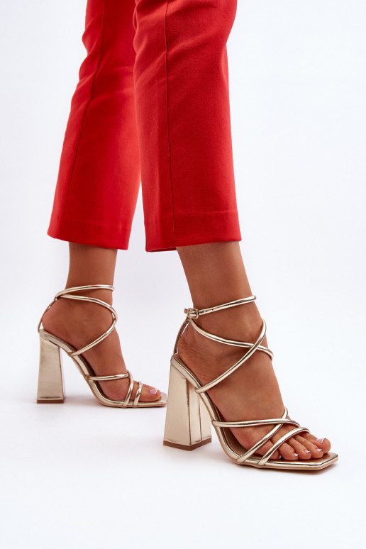 Modisch Sandalen mit hohen Absätzen goldene Farbe Josette