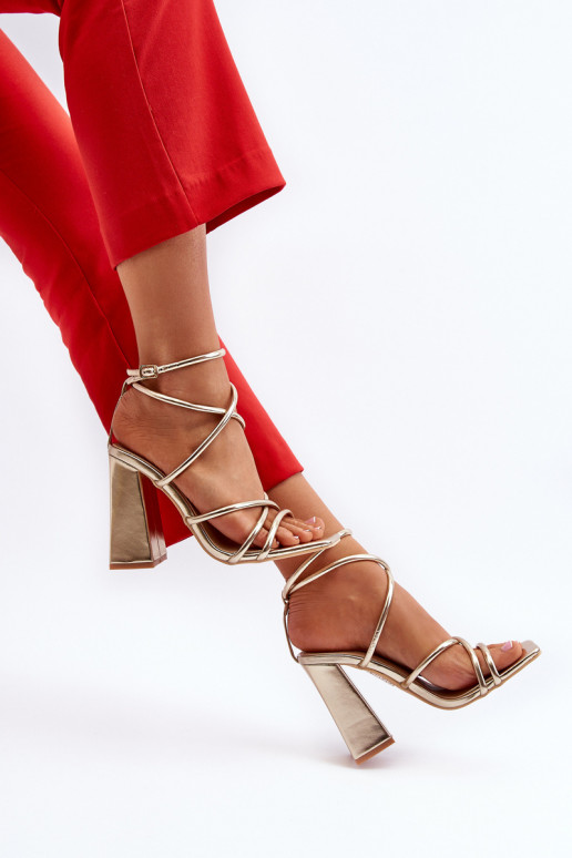 In de mode Sandalen met hoge hak gouden kleur Josette