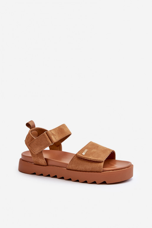 Féminin Sandales en daim avec une plateforme Big Star NN274705 marron