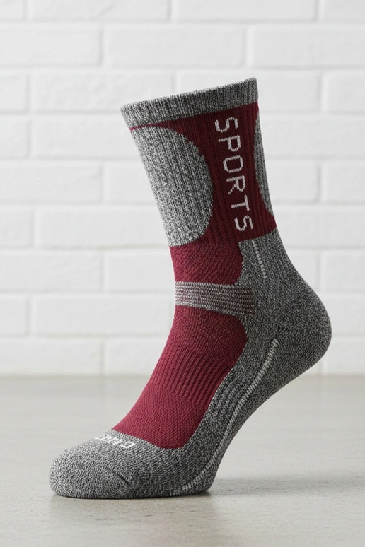 Chaussettes chaudes grises avec un...