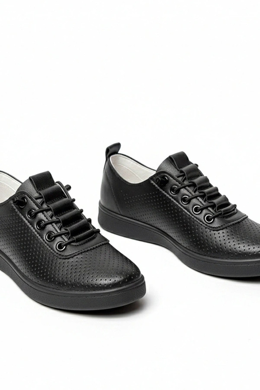 Schwarze einlegbare perforierte...