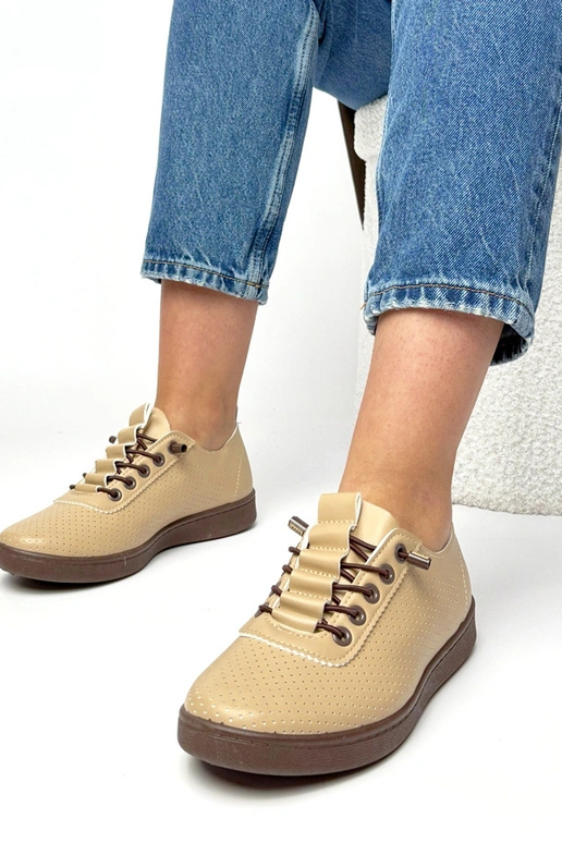 Baskets perforées couleur sable à...