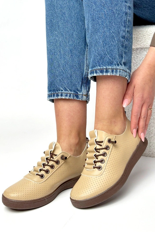 Zandkleurige instap...