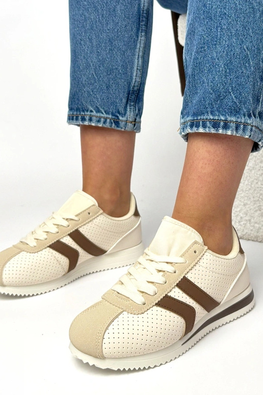 Zand-bruin sportieve sportschoenen...