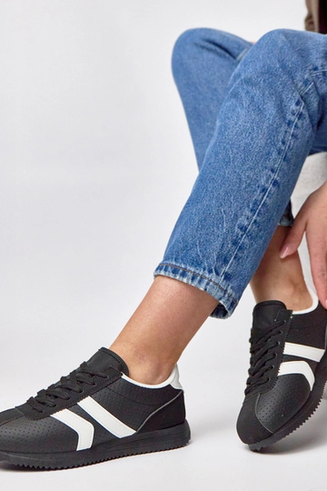 Zwarte sportieve sportschoenen Camille 2