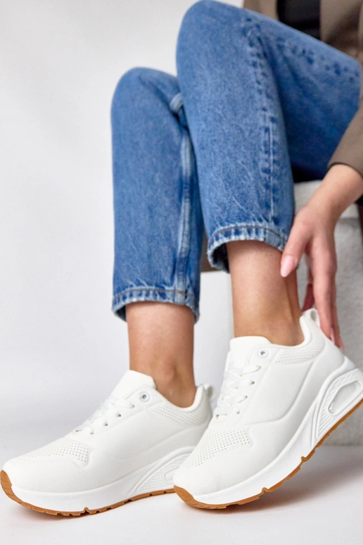 Weiße Sneaker mit dicker Sohle Sylvie