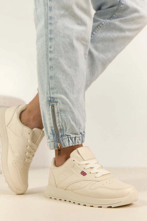 Baskets quotidiennes couleur sable...