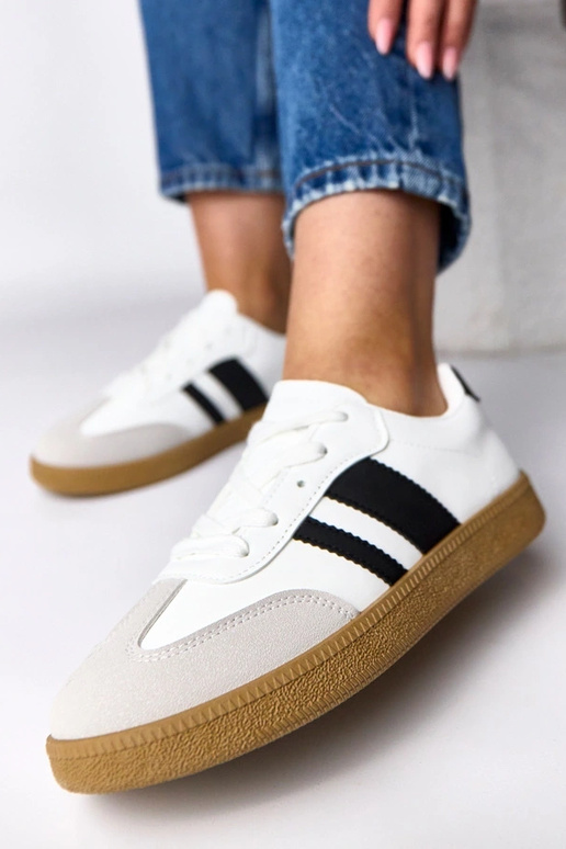 Baskets quotidiennes blanches à...