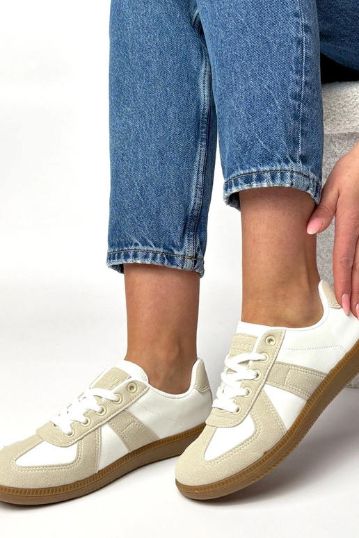 Weiße-sandfarbene Sneaker mit Plateau...