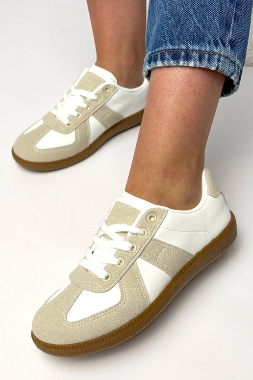 Weiße-sandfarbene Sneaker mit Plateau...