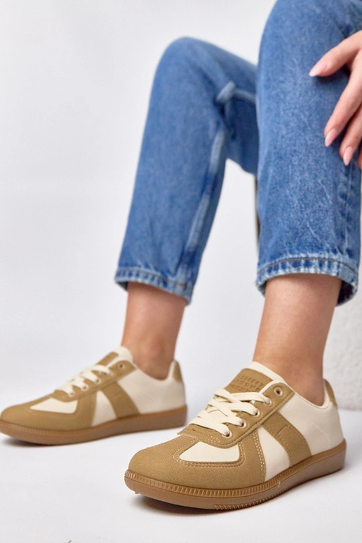 Baskets plateforme couleur brun-beige...