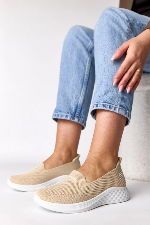 Sandfarbene textile Slip-On Sneakers Zoe