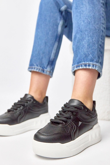Schwarze Sportschuhe mit Plattform Alessandra