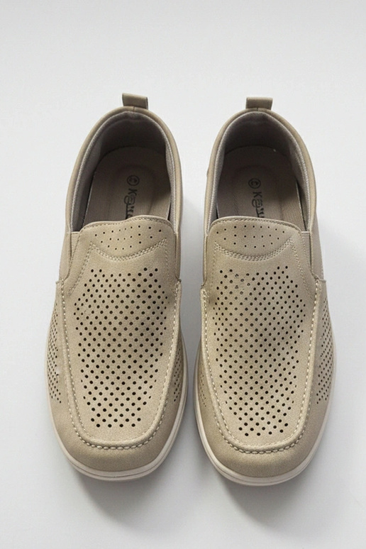 Mocassins perforés sable pour hommes...