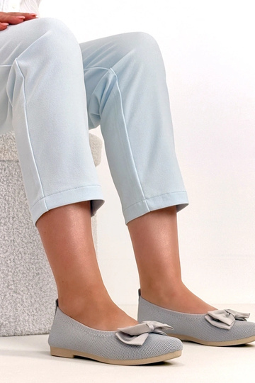 Grijze stoffen ballerina's...