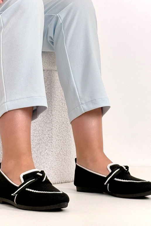 Zwarte stoffen ballerina's met veters...