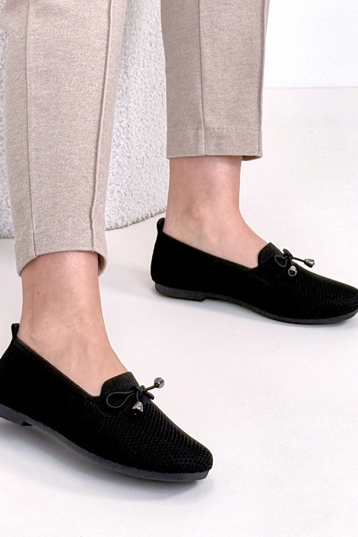 Zwarte stoffen mocassins met strikje...