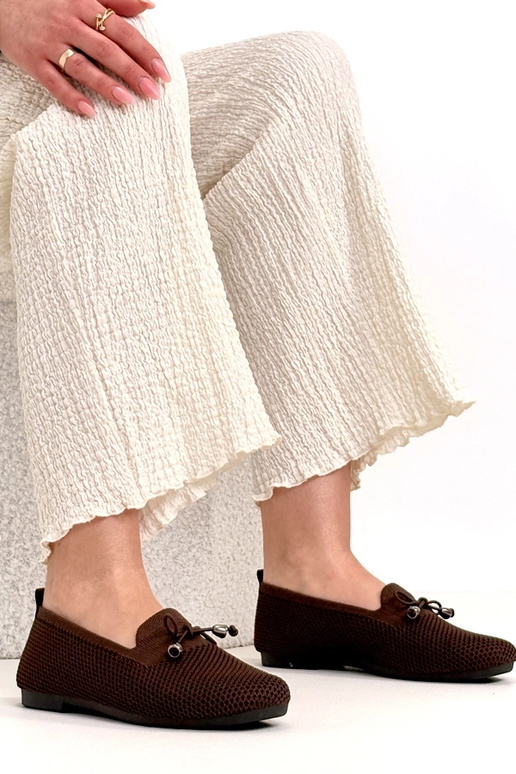 Bruine stoffen mocassins met strikje...