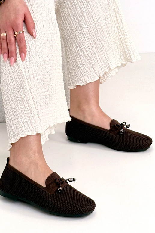 Bruine stoffen mocassins met strikje...