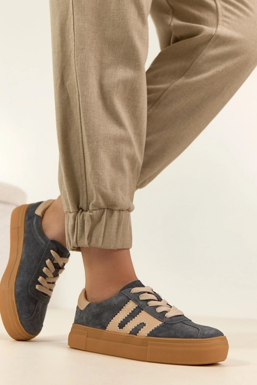 Baskets en cuir grises avec...