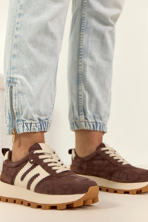 Chocoladekleurige leren sneakers met...