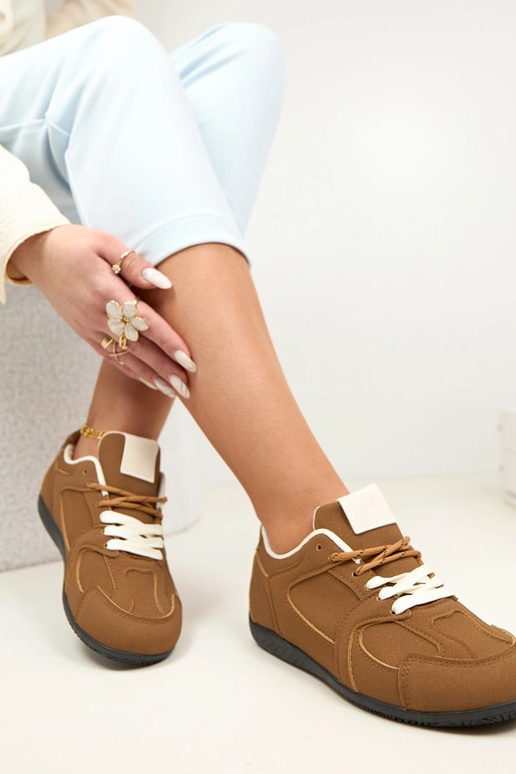 Braune Damen Basketball-Sneaker...