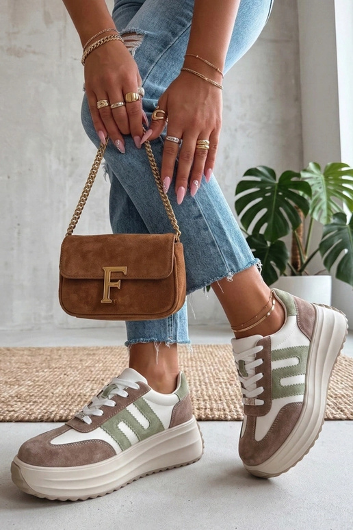 Beige Leder-Schuhe mit Plateau Filippo