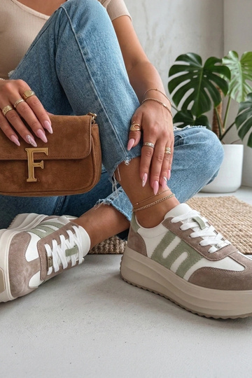 Zandkleurige leren schoenen... 2