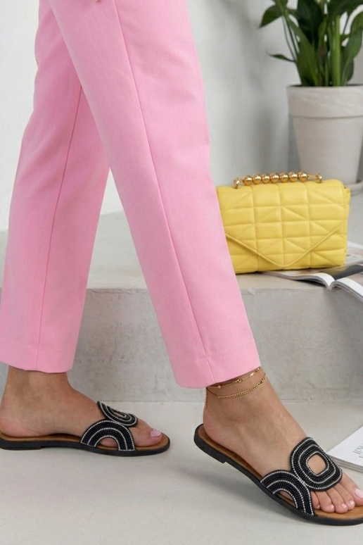 Czarne Klapki Zdobione Cyrkoniami Olivia