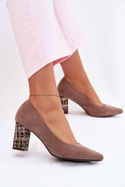 Schoenenvan eco-suèdeu met een stijlvolle hak Sergio Leone PB414 bruine kleur