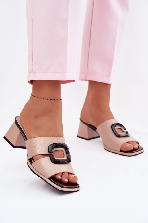 Chaussons femmes avec découpes et boucles sur talons Vinceza 62284 couleur sable