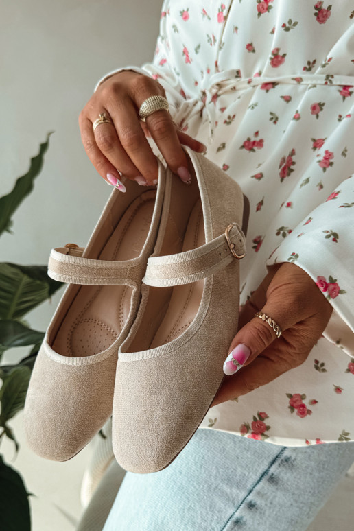 Ballerinas mit Riemen I Złotą mit Schnallen elfenbeinfarbe Kelisa