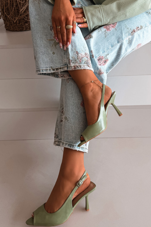 Dames sandalen met dunne hakken groene kleur Sevina