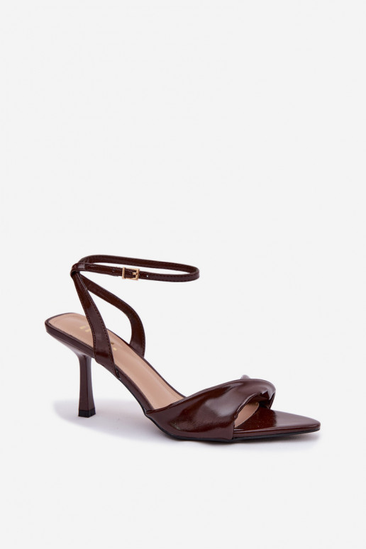 Sandales pour femmes avec des talons fins en cuir écologique CzekoladoÀe Sedira