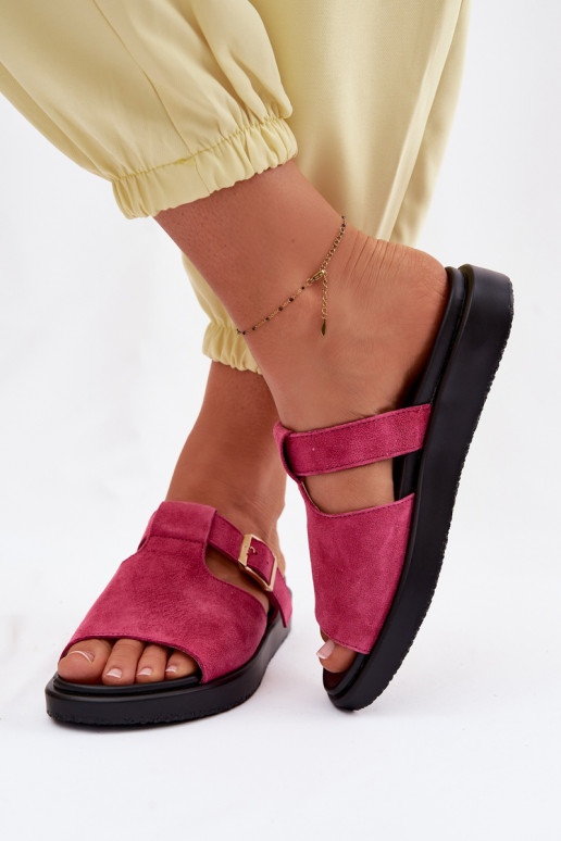 Chaussons femme en daim avec une plateforme avec boucles dorées couleur rose Zemela