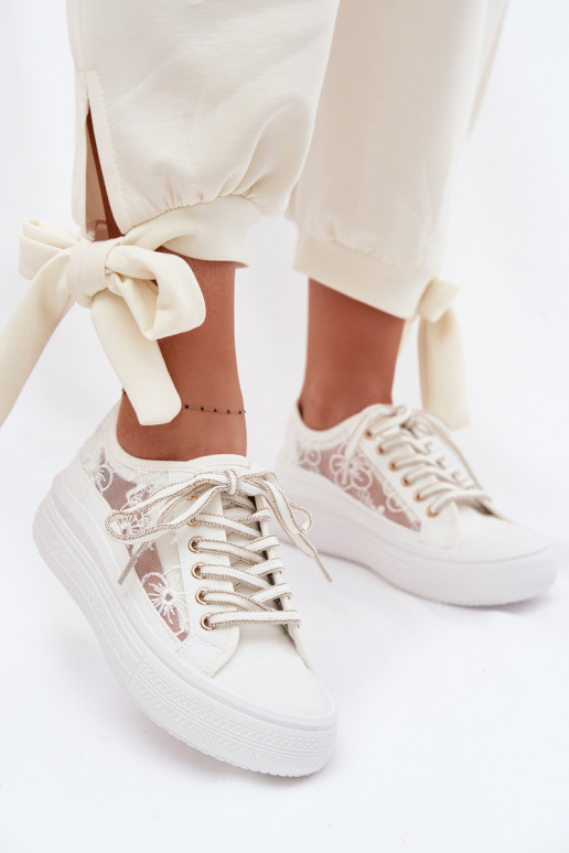 Chaussures de loisirs avec de la dentelle avec une plateforme Lee Cooper LCDANS-26-44-4480 couleur blanche